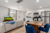 Soorya Guest House 2Bed 2BA Close to UofA