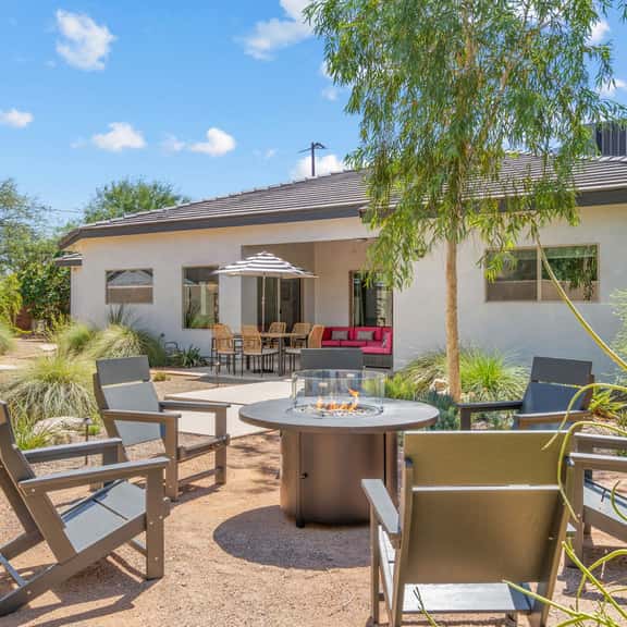 Prana Hacienda Near U of A Fire Pit Garden - Image 1